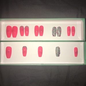 15 pc. Hot pink / Neon Pink press on nails